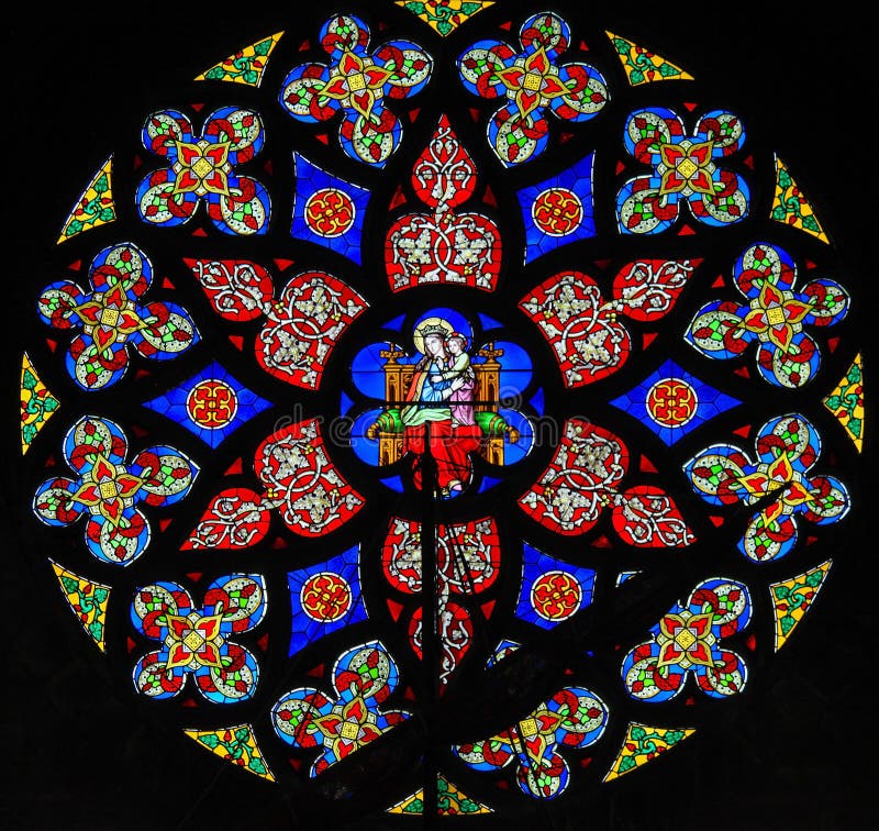 Gebrandschilderd glas in de Kerk van Brussel Sablon - Rose Window stock foto Gebrandschilderd glas in de Kerk van Brussel Sablon - Rose Window stock foto