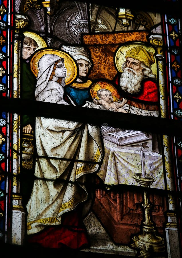 Gebrandschilderd glas - de Presentatie van Jesus bij de Tempel royalty-vrije stock afbeeldingen Gebrandschilderd glas - de Presentatie van Jesus bij de Tempel royalty-vrije stock afbeeldingen