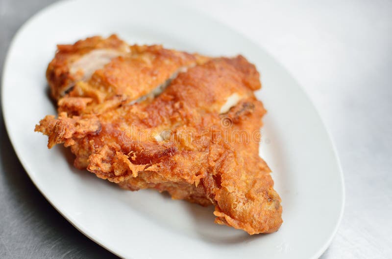 Gefrituurde kip stock afbeelding