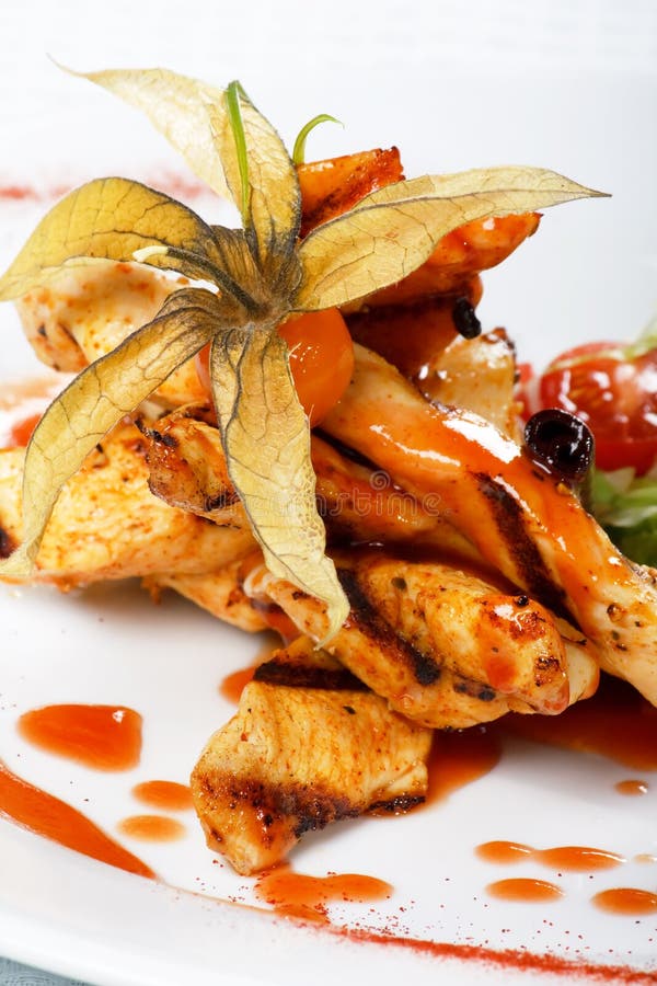 Gegrillte Huhnverkleidung lizenzfreie stockfotografie Gegrillte Huhnverkleidung lizenzfreie stockfotografie