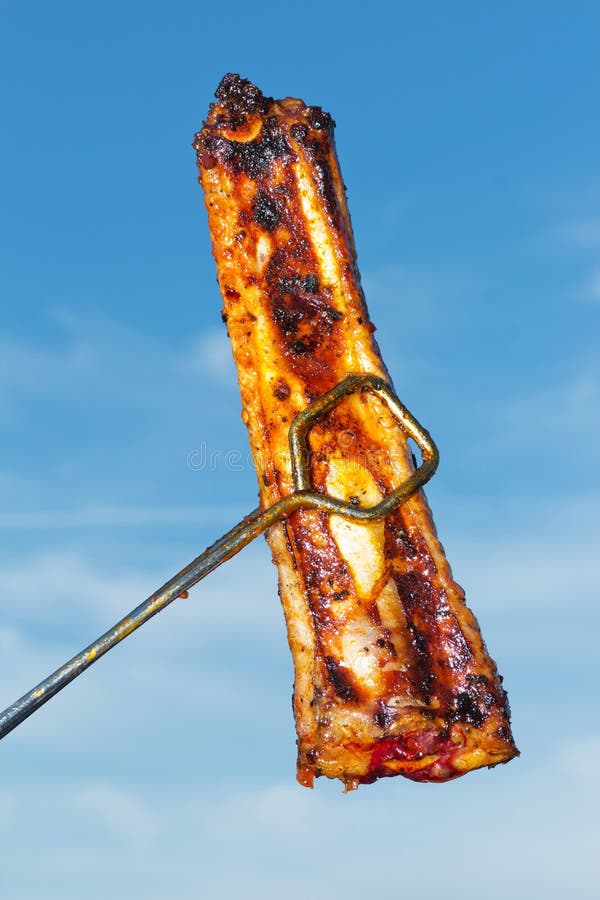 Gegrillte Spareribs stockbild. Bild von abendessen, mittagessen - 24656181