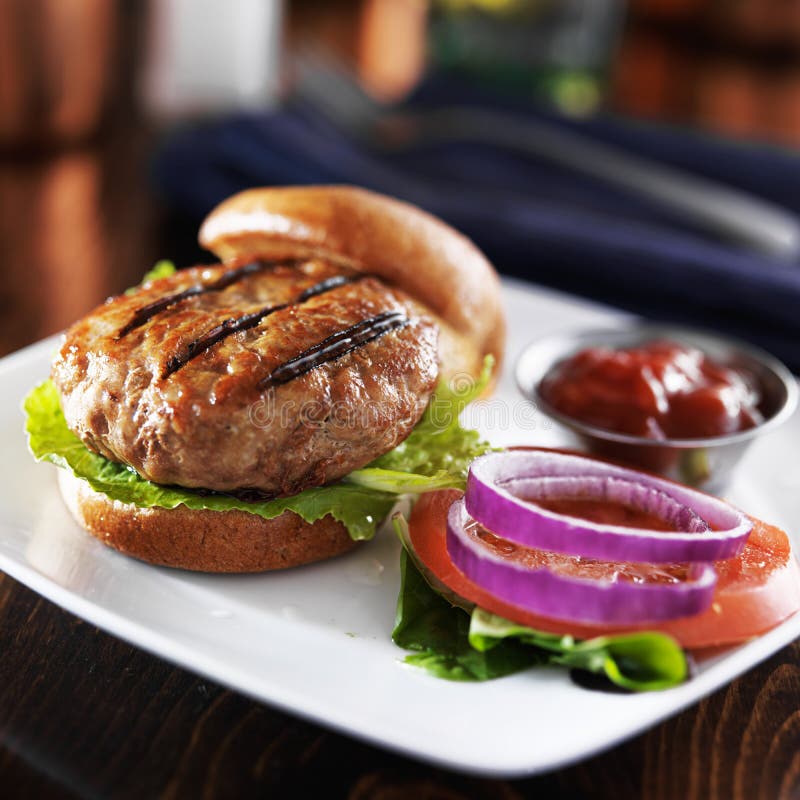 Gegrillter Truthahnburger stockbilder