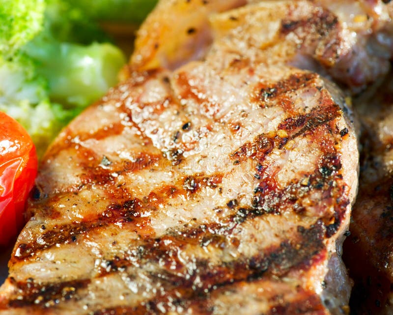 Gegrilltes Rindfleisch-Steak Stockfoto - Bild von mittagessen, köstlich ...