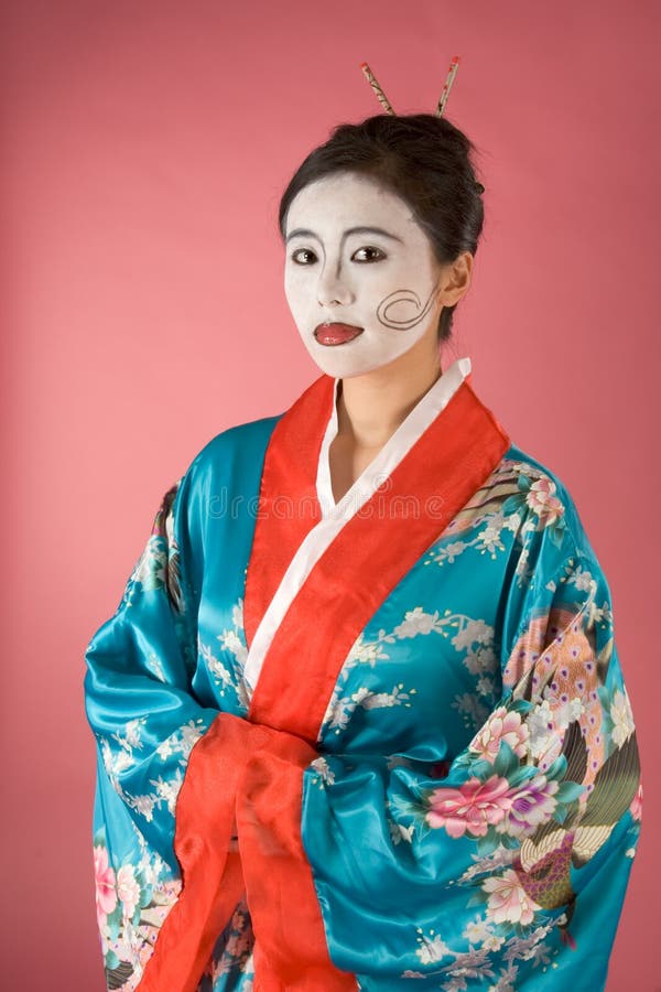 Geisha Asian Woman Facepaint In Yukata Kimono Stock Image 