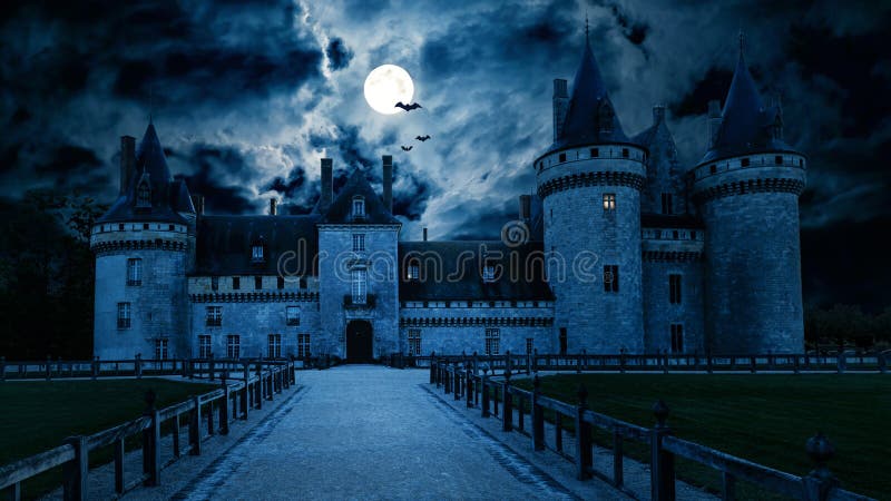 Gejagte gotische Burg in der Nacht