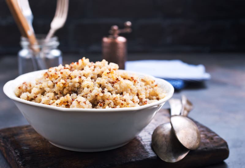 Gekochte Quinoa stockfotografie Gekochte Quinoa stockfotografie