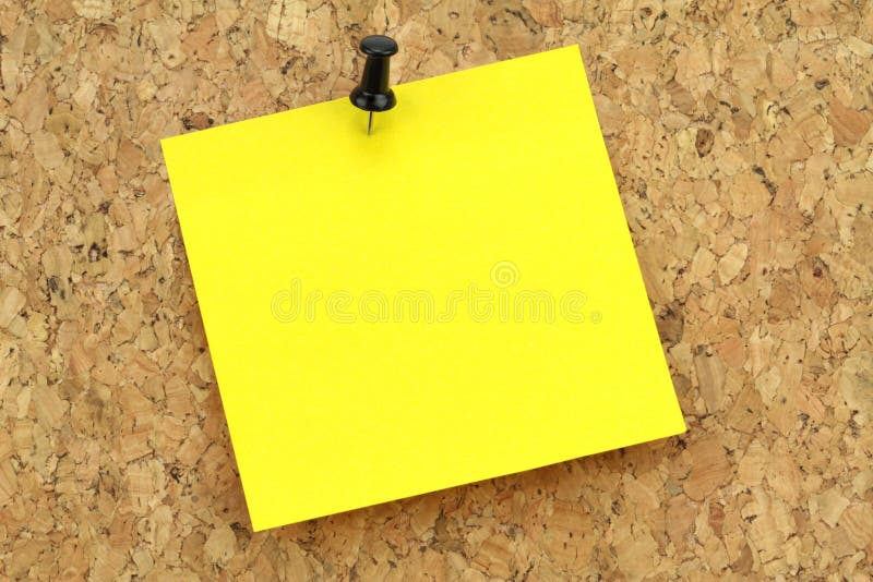 Gelbes Briefpapier auf Korkenbrett lizenzfreie stockfotografie Gelbes Briefpapier auf Korkenbrett lizenzfreie stockfotografie