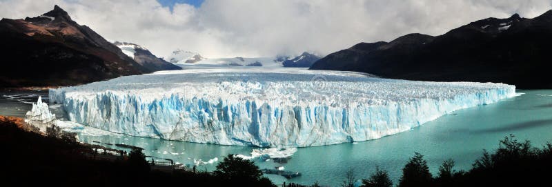 Geleira de Perito Moreno em Argentina fotos de stock royalty free Geleira de Perito Moreno em Argentina fotos de stock royalty free