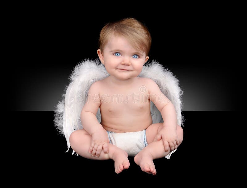 Gelukkig Weinig Engel van de Baby met vleugels stock afbeelding Gelukkig Weinig Engel van de Baby met vleugels stock afbeelding