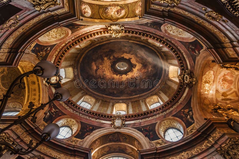 Gemalte Decke von St Peter Kirche lizenzfreie stockfotografie Gemalte Decke von St Peter Kirche lizenzfreie stockfotografie