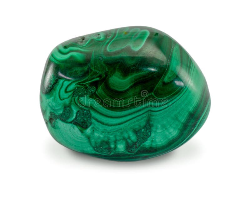 Gemstone malachit izolat pe fond alb. piatră de maladii, polizată. textură din piatră. stock photography
