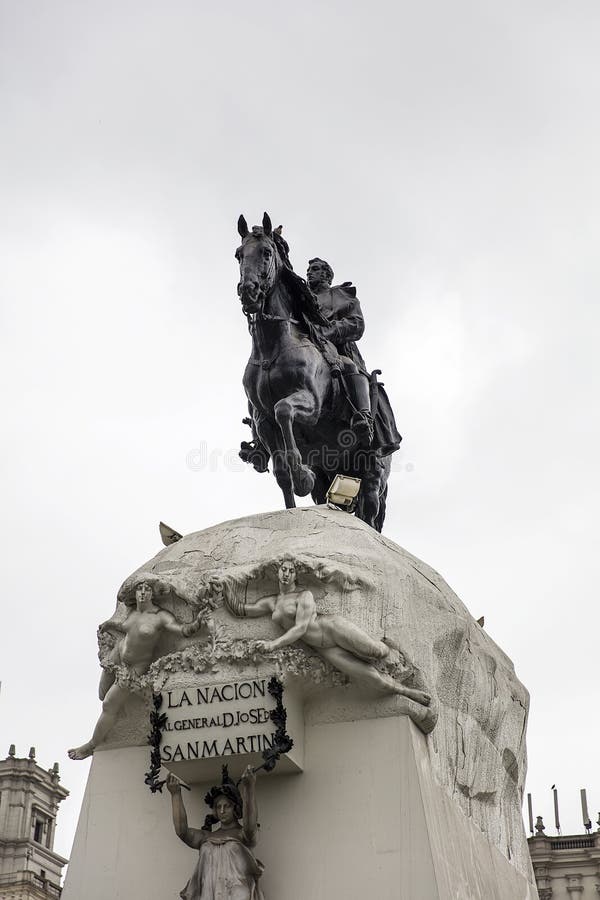 Generale Jose de San Martin Equestrian Statue a Lima, Per? immagini stock Generale Jose de San Martin Equestrian Statue a Lima, Per? immagini stock
