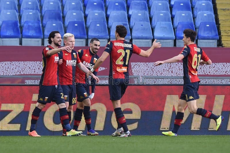 Genoa Cfc Vs Cagliari Calcio Foto Editorial - Imagem de objetivo