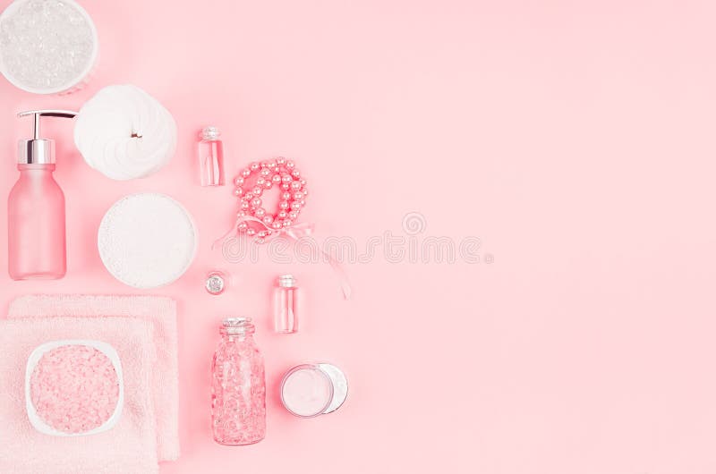Những sản phẩm trang điểm màu hồng ngọt ngào sẽ giúp bạn có được loại nền lý tưởng để làm nổi bật nét đẹp tự nhiên của mình. Hãy thưởng thức hình ảnh nền trang điểm màu hồng, bạn sẽ cảm nhận được sự tươi mới và tinh tế nhất.