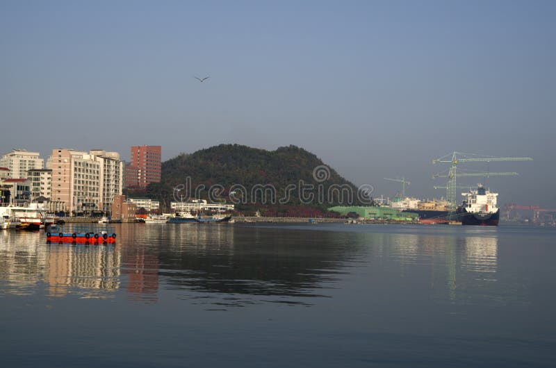 Geoje för Sumsung tung industriskeppsvarv ö Korea royaltyfria bilder Geoje för Sumsung tung industriskeppsvarv ö Korea royaltyfria bilder