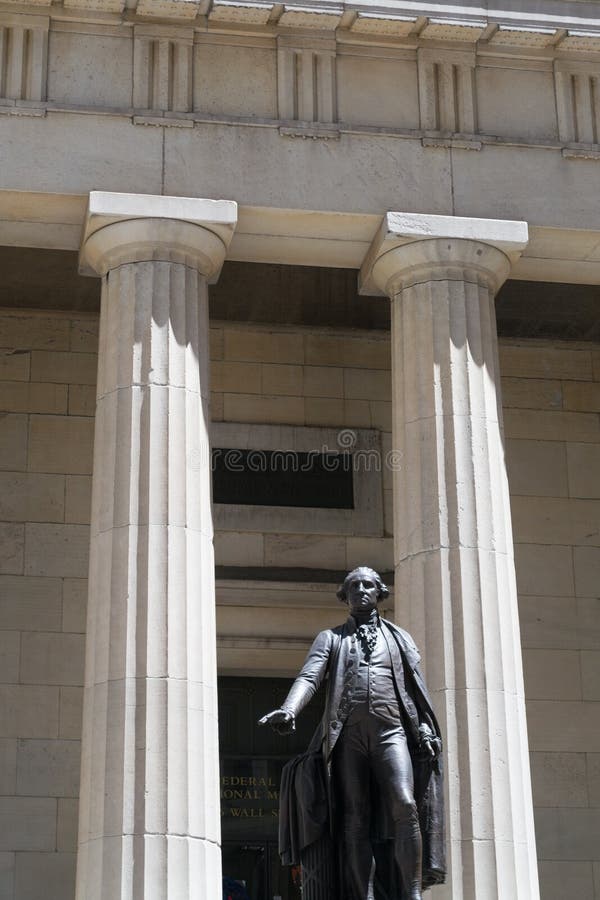 George Washington Statue by the Federal Hall Stock Image - Image of
