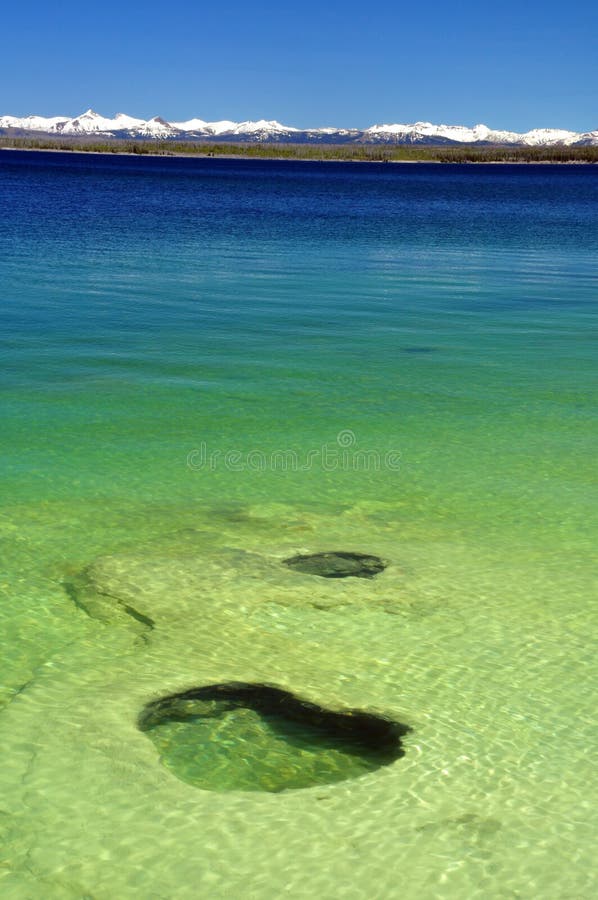 Geothermal features & Yellowstone Lake