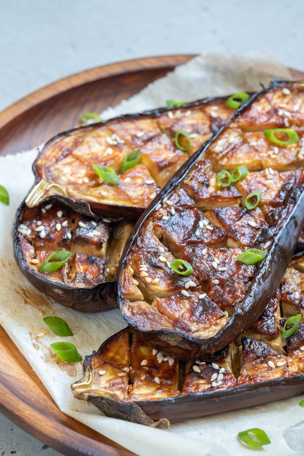 Geroosterde aubergine met Miso Glans, nasudengaku royalty-vrije stock afbeelding Geroosterde aubergine met Miso Glans, nasudengaku royalty-vrije stock afbeelding