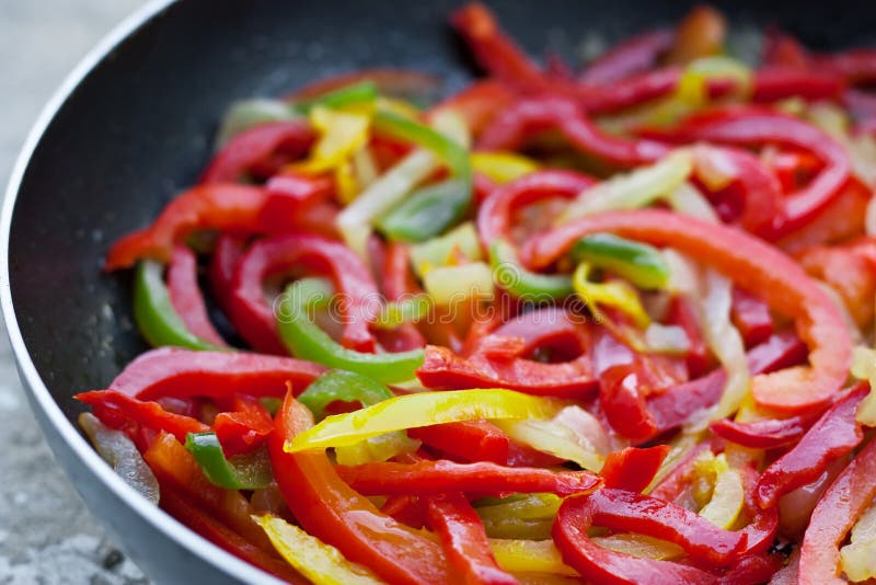 Geschnittener Bunter Paprika Pfeffert Hintergrund Stockfoto - Bild von ...