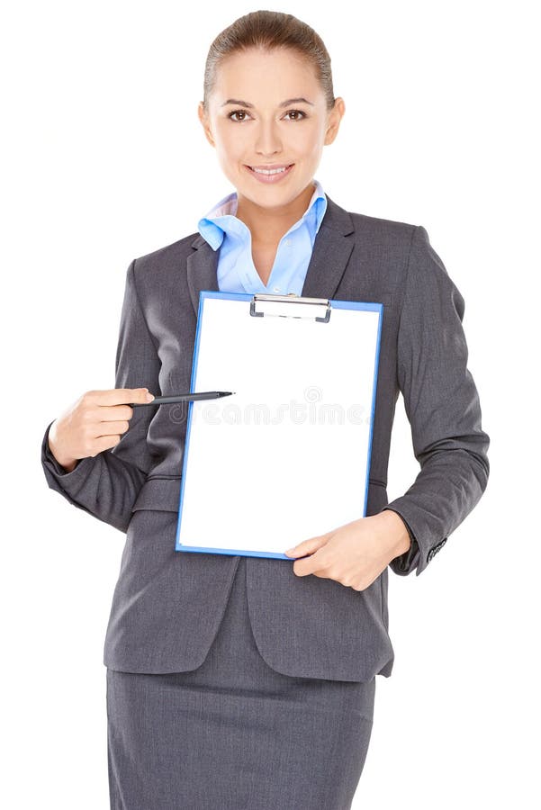 Geschäftsfrau mit einem leeren Klemmbrett lizenzfreie stockfotografie