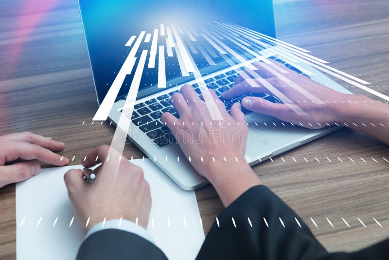 Geschäftsleute, die im Büro, Schnittstelle arbeiten lizenzfreie stockfotos Geschäftsleute, die im Büro, Schnittstelle arbeiten lizenzfreie stockfotos