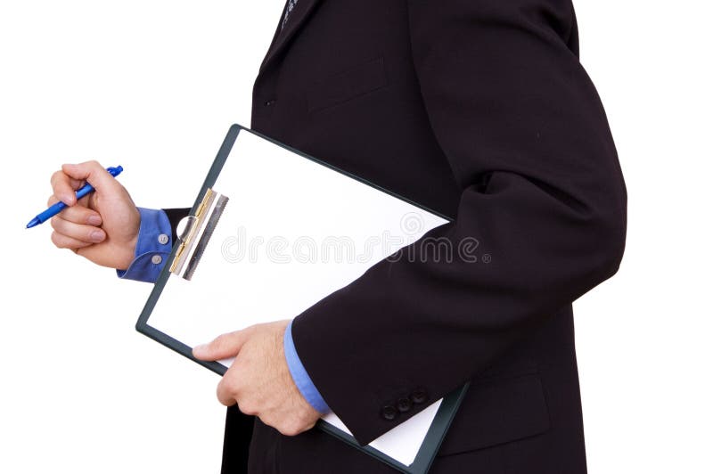 Geschäftsmann, der unbelegtes Klemmbrett anhält lizenzfreie stockfotografie