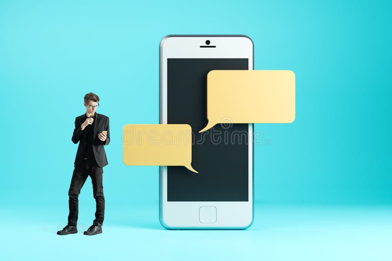Geschäftsmann unter Verwendung des Mobiltelefons lizenzfreie abbildung Geschäftsmann unter Verwendung des Mobiltelefons lizenzfreie abbildung