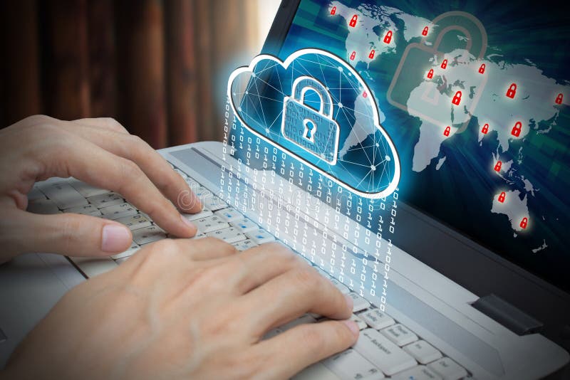 Geschäftsmanngebrauch Laptop mit Schnittstelle von Vorhängeschloß und Wolke compu stockfotografie