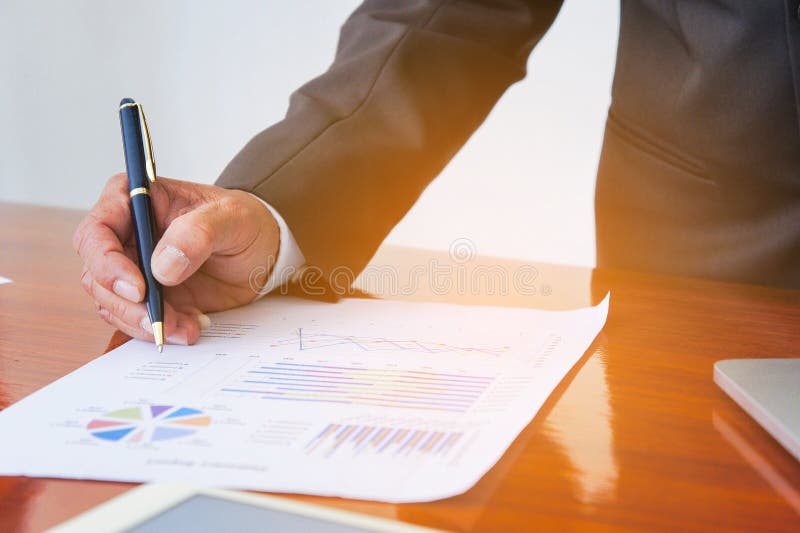 Geschäftstreffen, Dokumente, Absatzanalyse, Analyse resultiert stockfotos Geschäftstreffen, Dokumente, Absatzanalyse, Analyse resultiert stockfotos