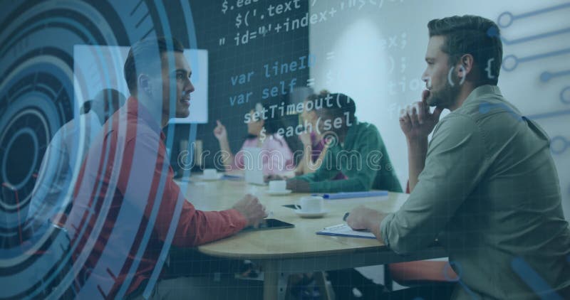 Geschäftstreffen mit verschiedenen Teams über Programmierung Code Animation stock video