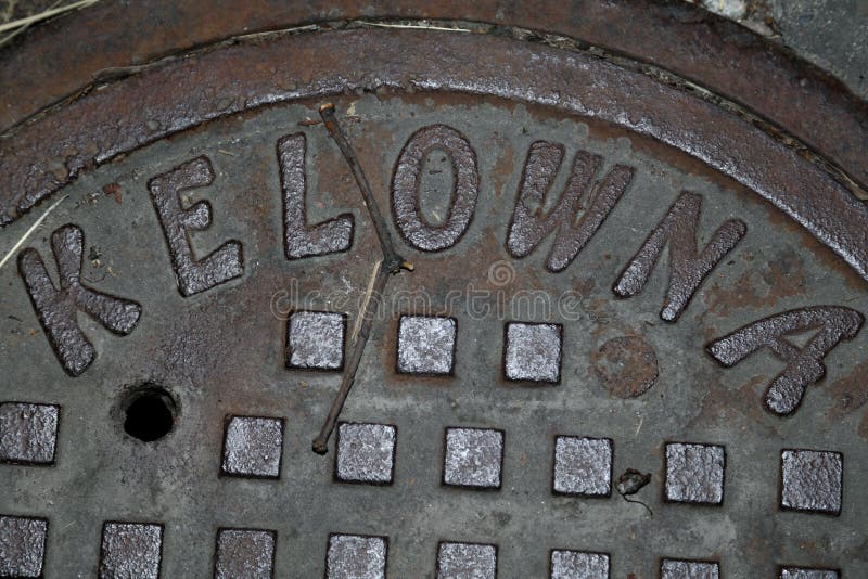 Entworfener Dachboden Mit Langer Tabelle Stockbild - Bild von schwarzes