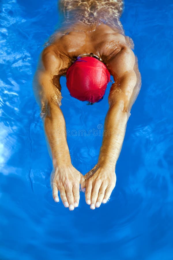 Healthy lifestyle: this swimmer is winning the contest. Healthy lifestyle: this swimmer is winning the contest