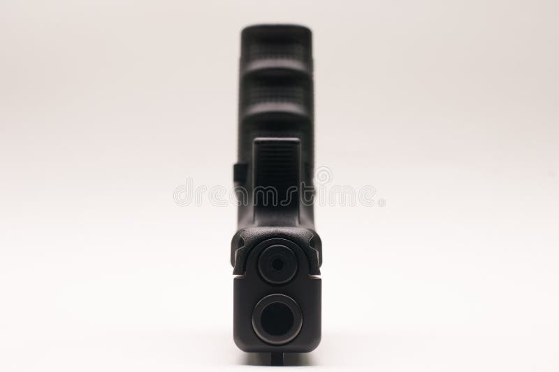Gewehr 9 Millimeter mit Zeitschrift stockfotografie Gewehr 9 Millimeter mit Zeitschrift stockfotografie