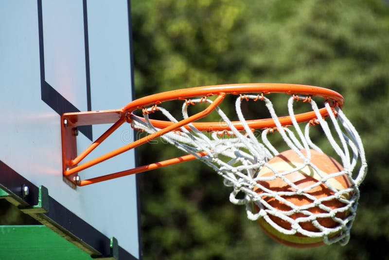 Gewinnender Schuß - Basketball stockbilder Gewinnender Schuß - Basketball stockbilder