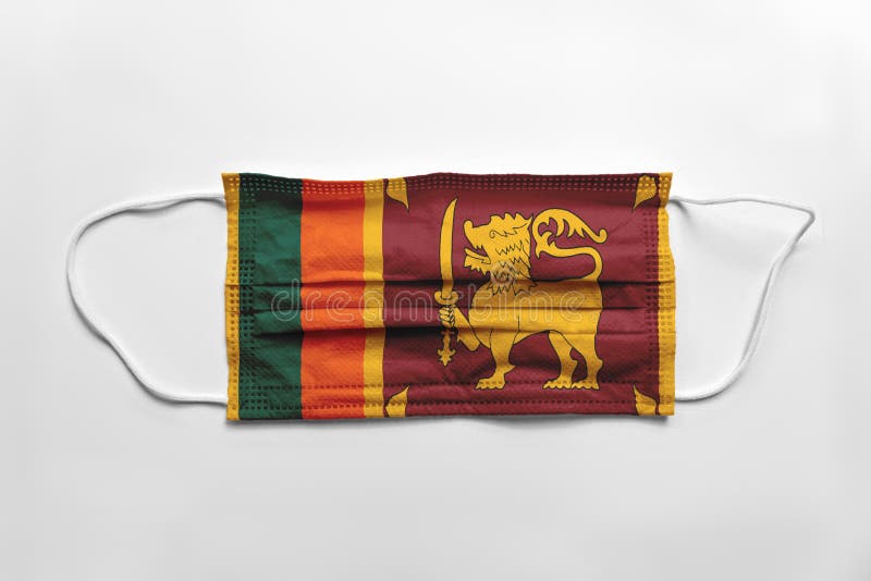Gezichtsmasker met Sri Lanka vlag, op witte achtergrond, geïsoleerd
