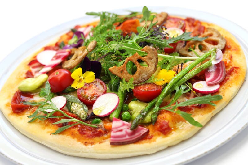 Gezonde plantaardige pizza royalty-vrije stock foto Gezonde plantaardige pizza royalty-vrije stock foto