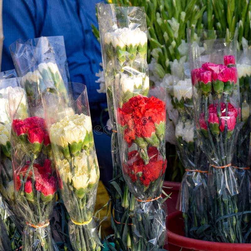 Ghazipur Phool Mandi Flower Market Situation in the Morning, the Flower ...