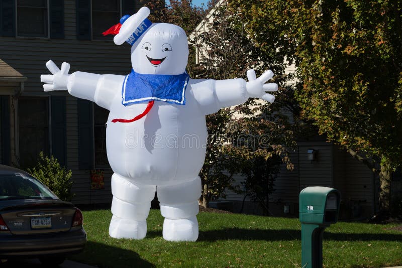 Ghostbusters Stay Puft Marshmallow Man Decoration. 