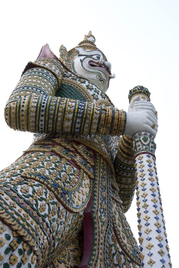 Giant Guardian_Wat Arun