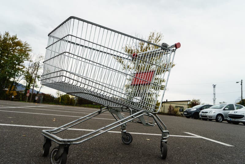Giant shopping cart stock photo. Image of huge, store, shop 20066