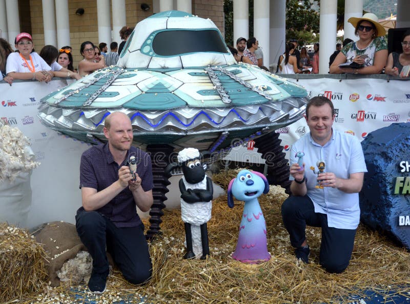 Giffoni Valle Piana, SA, Italië - 22 juli 2019 : Will Becher en Richard Phelan directeuren van: Shaun the Sheep : Farmageddon ` royalty-vrije stock fotografie Giffoni Valle Piana, SA, Italië - 22 juli 2019 : Will Becher en Richard Phelan directeuren van: Shaun the Sheep : Farmageddon ` royalty-vrije stock fotografie