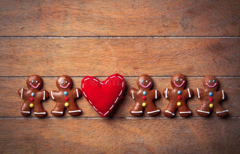 Gingerbread cookie and heart shape toy