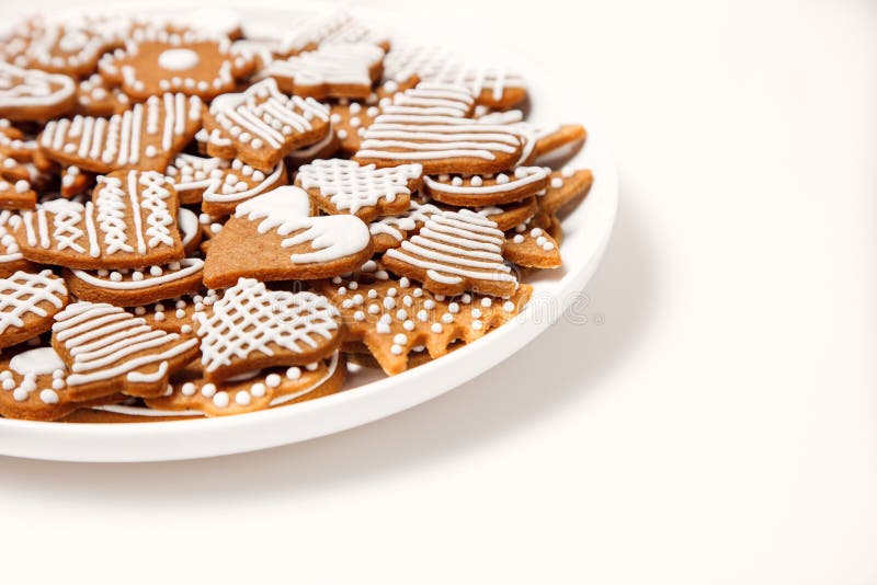 Gingerbread cookies in the white plate