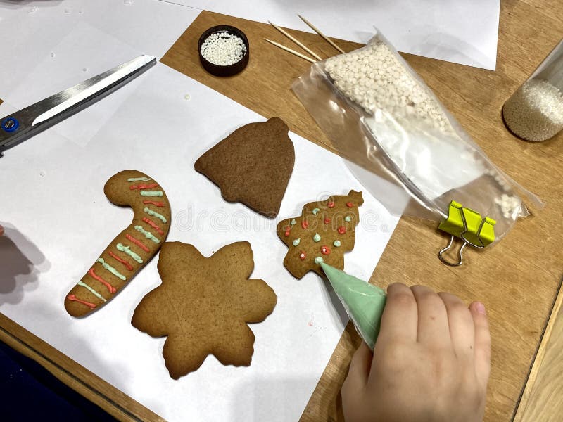 Gingerbread Painting Process, Glazed Gingerbread Stock Image Image of cinnamon, snack 274305847