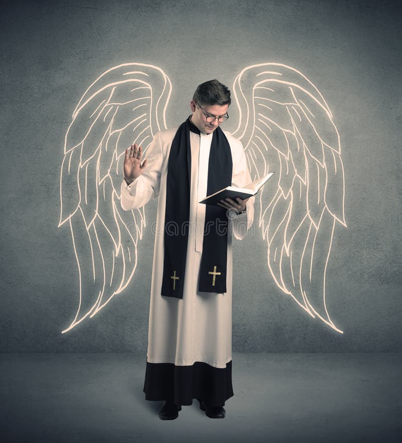 Giovane sacerdote nel dare la sua benedizione fotografie stock libere da diritti Giovane sacerdote nel dare la sua benedizione fotografie stock libere da diritti