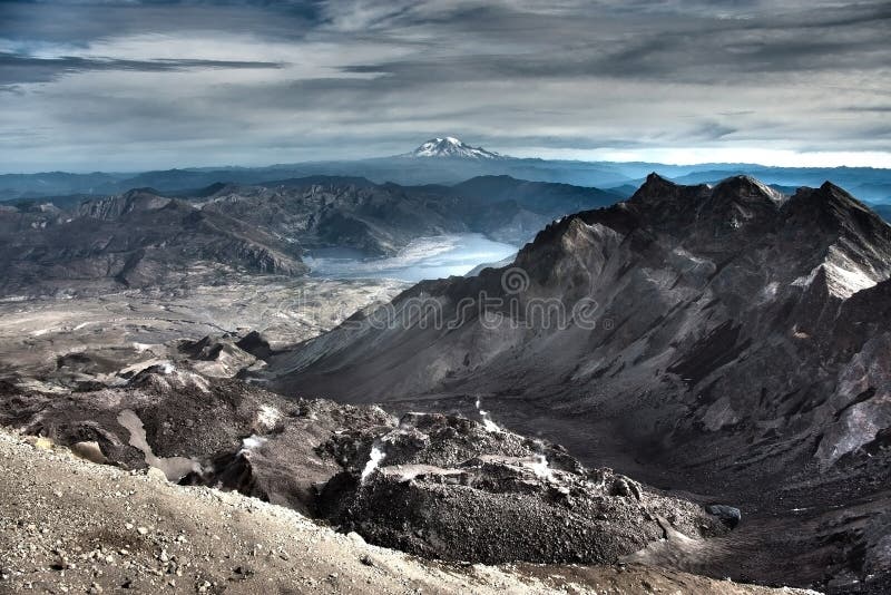 Gipfel Mt Der Mount Saint Helens lizenzfreies stockbild Gipfel Mt Der Mount Saint Helens lizenzfreies stockbild
