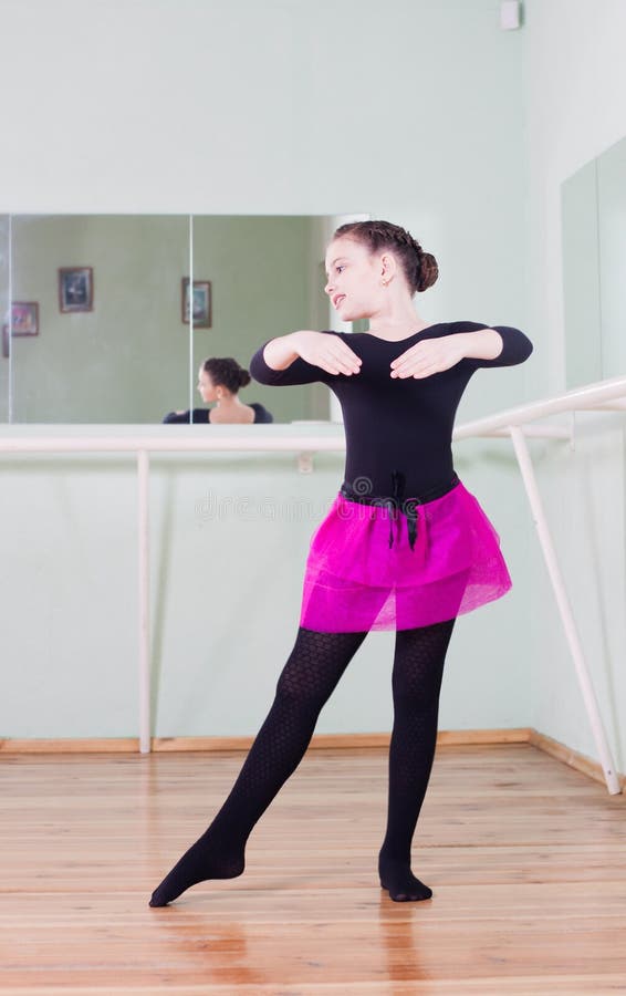 Girl at the ballet class stock photo. Image of grace - 35128298