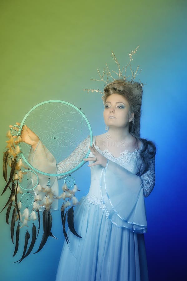 Girl and a dream catcher stock image. Image of craftsmanship 22918399