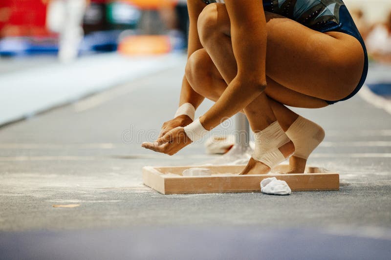 Sexy gymnast feet