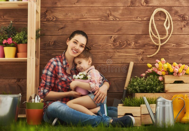 Girl helps her mother royalty free stock photos Girl helps her mother royalty free stock photos
